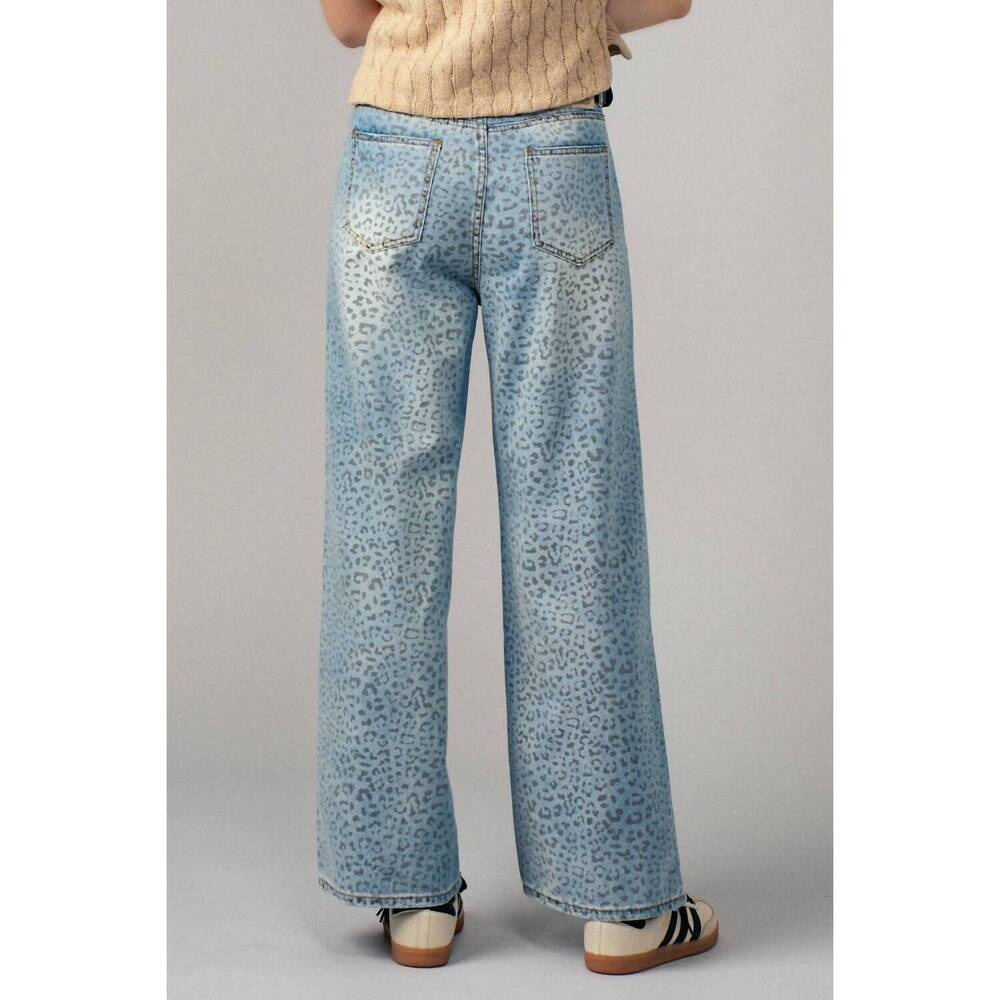 NEW URBAN DAIZY leopard print wide-leg denim pants in animal print - Picture 5 of 7